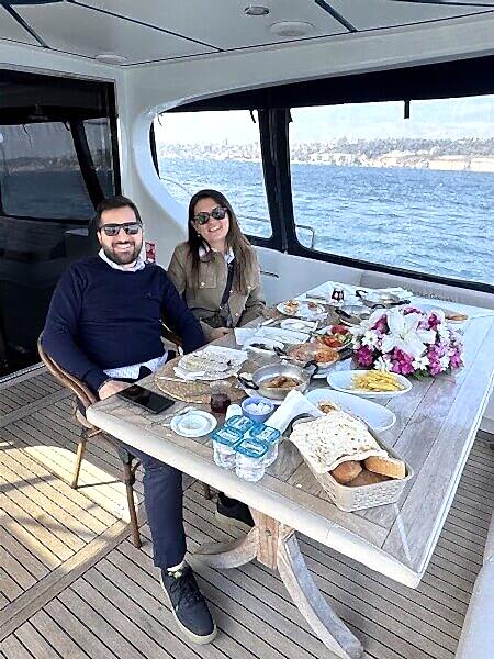 Yacht Breakfast