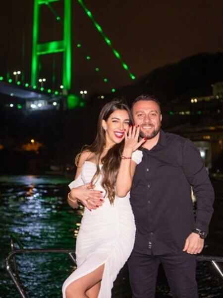 Yatta Evlenme Teklifi