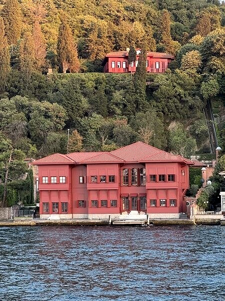 Hadi Semi Bey Yalısı