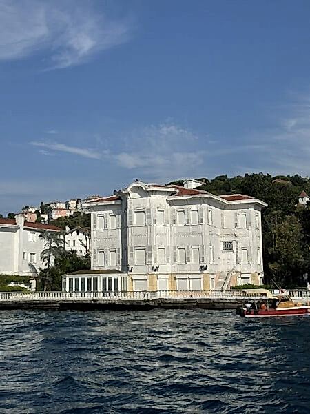 Yağcı Şefik Bey Yalısı