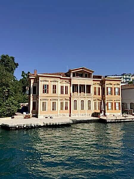 Bahriyeli Sedat Bey Yalısı