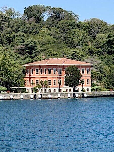 Müşir Fuat Paşa Yalısı