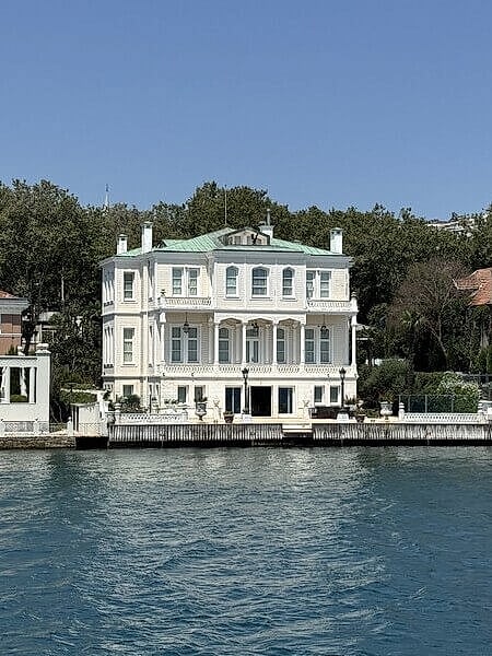 Mısırlı Fuat Bey Yalısı